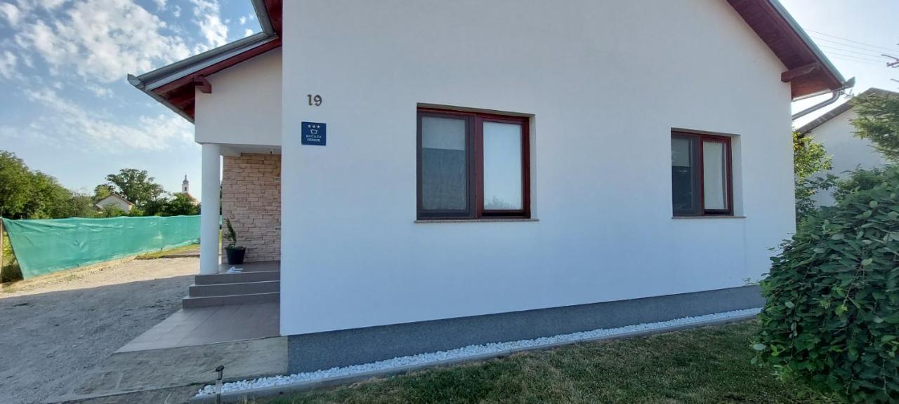 Villa Kuca Za Odmor Domus Alba Branjin Vrh Esterno foto