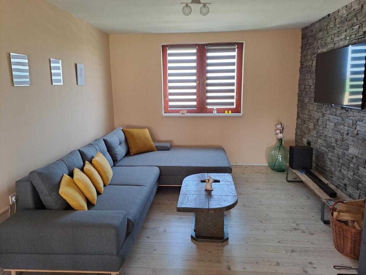 Villa Kuca Za Odmor Domus Alba Branjin Vrh Esterno foto